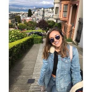 Meet your Posher, Monica